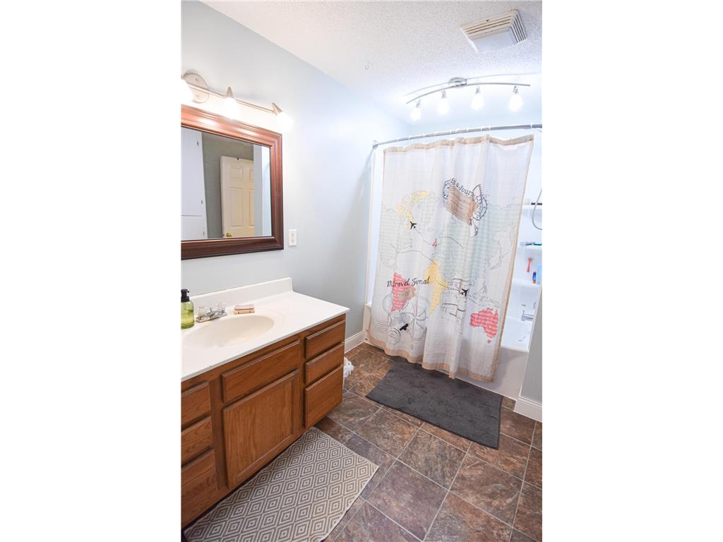 1009 Dewey Avenue N Thief River Falls MN 56701 7009556 image18