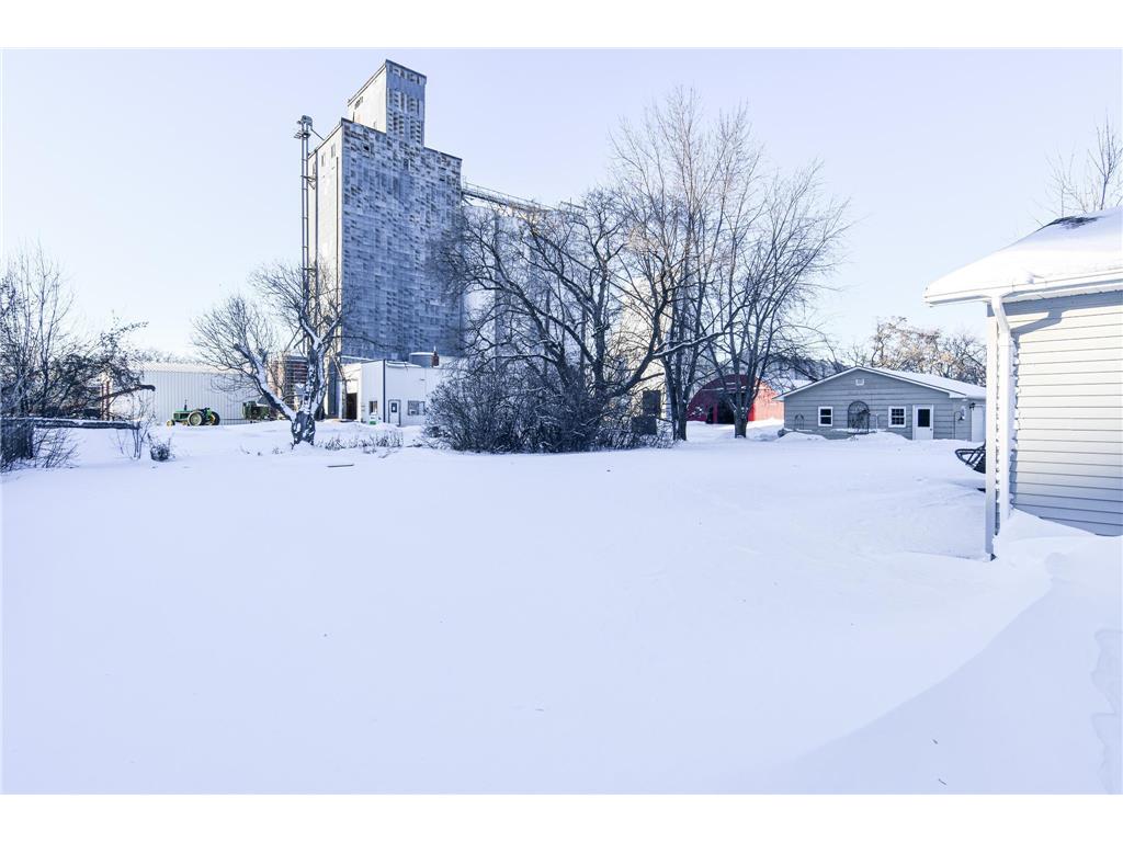 1009 Dewey Avenue N Thief River Falls MN 56701 7009556 image27