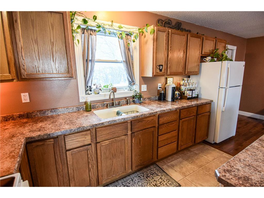 1009 Dewey Avenue N Thief River Falls MN 56701 7009556 image6