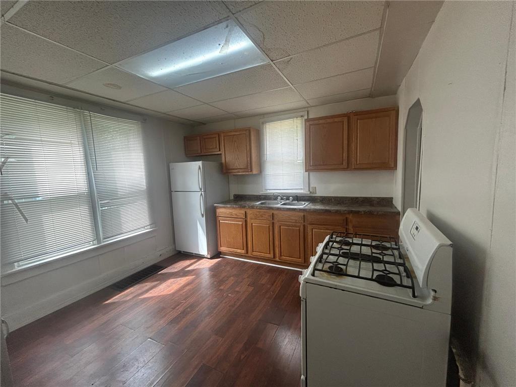 1009 E Center Street Rochester MN 55904 7014543 image11
