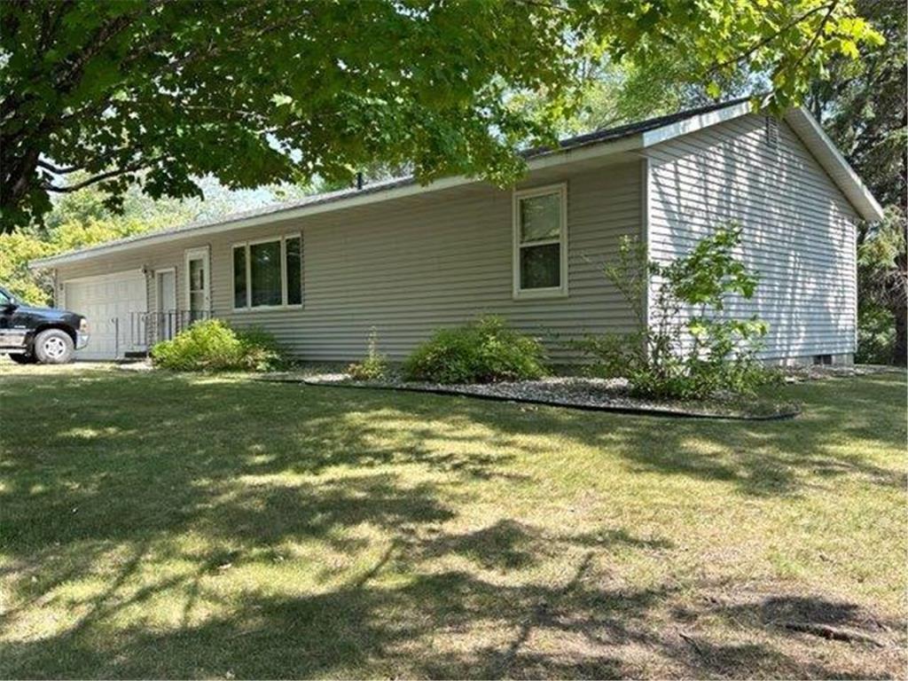 1009 Eckert Street NW, Alexandria, MN, 56308 MLS 6430738 Edina Realty