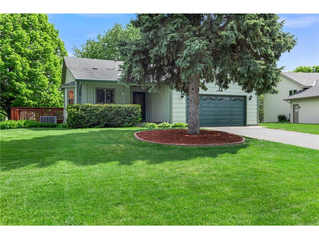 1009 Gramsey Place Burnsville MN 55306 7062967 image1