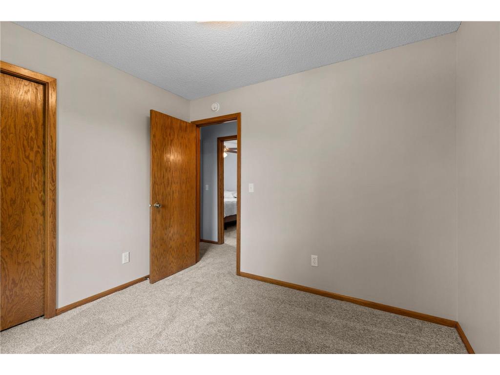 1009 Gramsey Place Burnsville MN 55306 7062967 image29