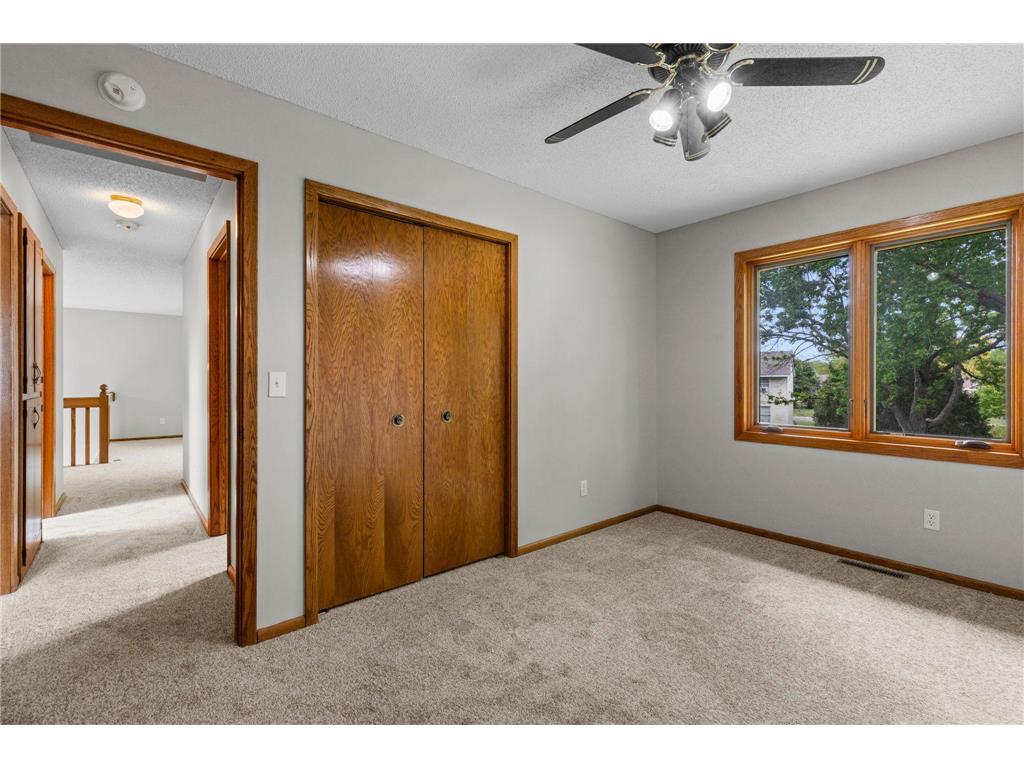 1009 Gramsey Place Burnsville MN 55306 7062967 image31