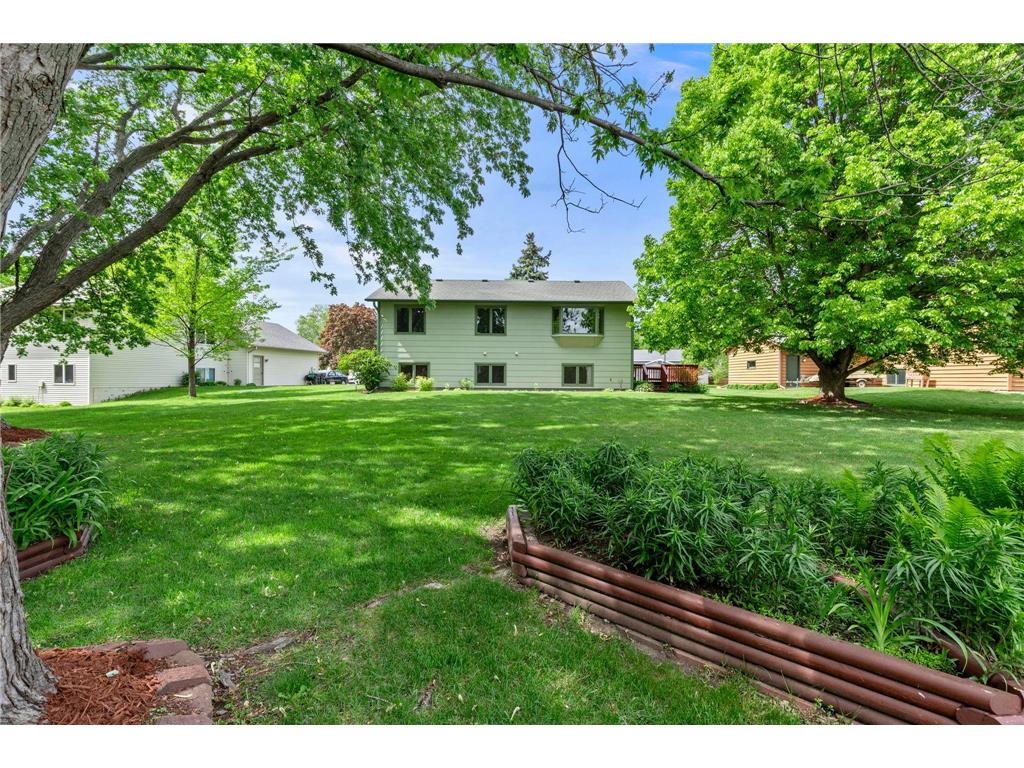 1009 Gramsey Place Burnsville MN 55306 7062967 image57