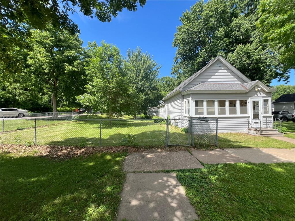 1009 James Avenue Saint Paul MN 55102 6557255 image1