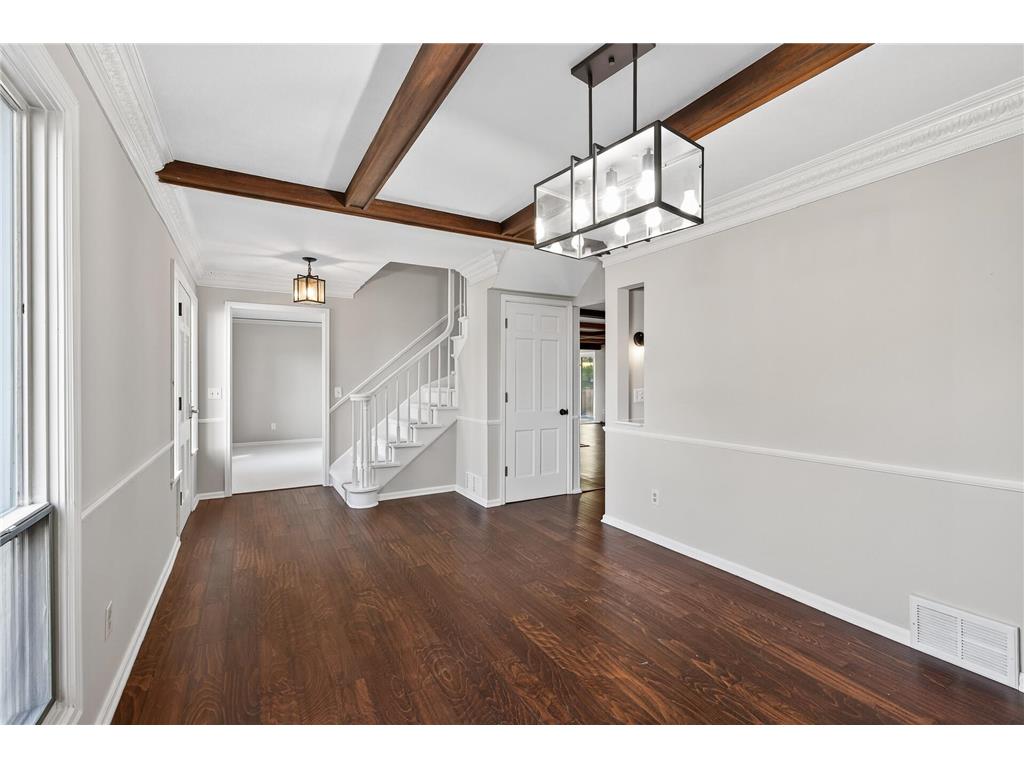 1009 Knob Hill Road Burnsville MN 55337 6802364 image13