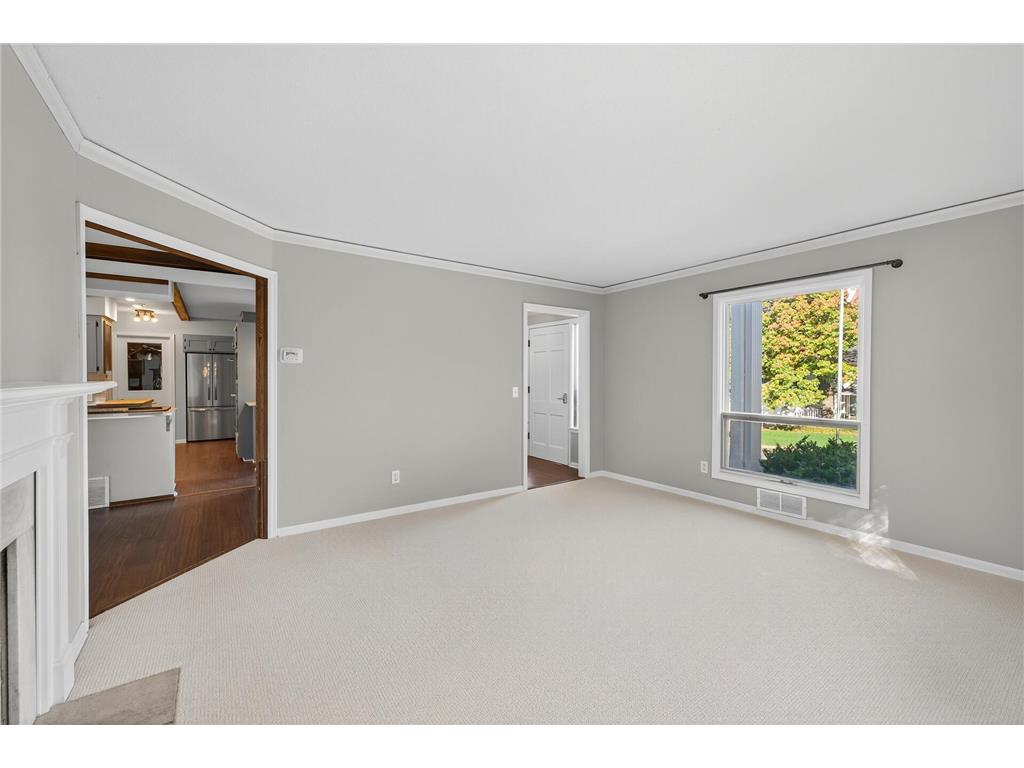 1009 Knob Hill Road Burnsville MN 55337 6802364 image23