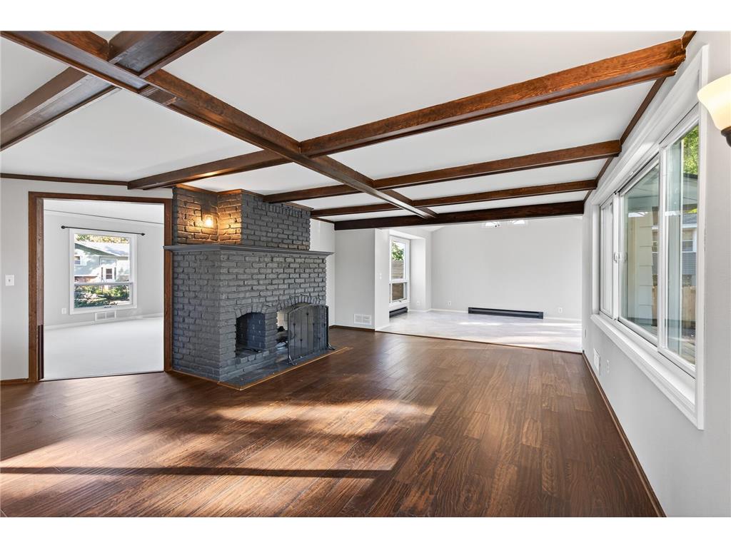 1009 Knob Hill Road Burnsville MN 55337 6802364 image25