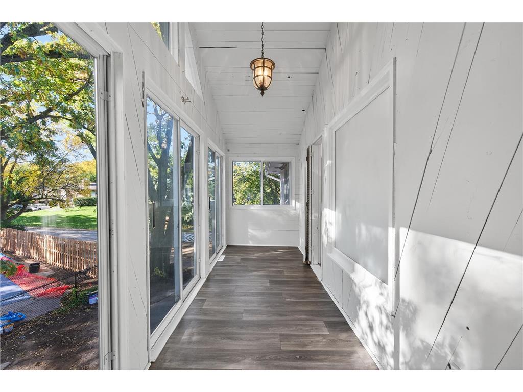 1009 Knob Hill Road Burnsville MN 55337 6802364 image43