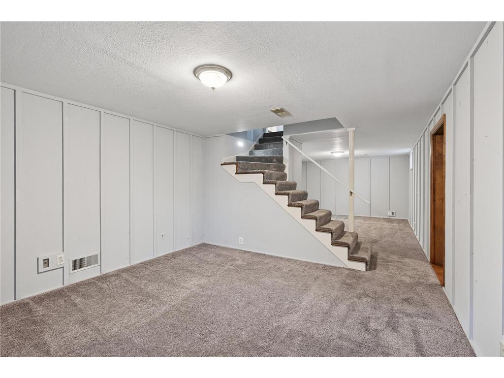 1009 Knob Hill Road Burnsville MN 55337 6802364 image44