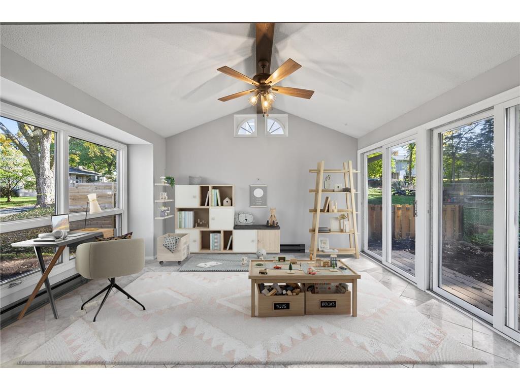 1009 Knob Hill Road Burnsville MN 55337 6802364 image7