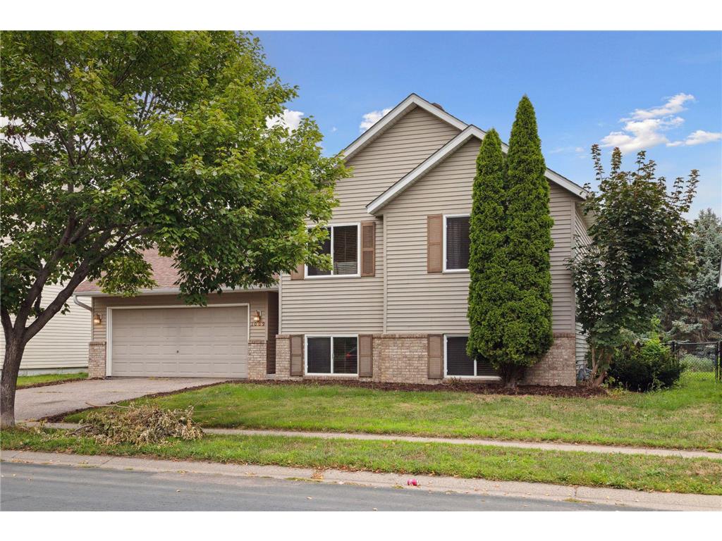 1009 Larch Street Farmington MN 55024 6414812 image1