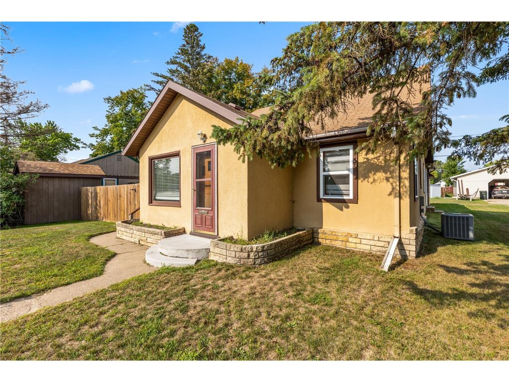 1009 Mill Avenue Brainerd MN 56401 6425036 image1