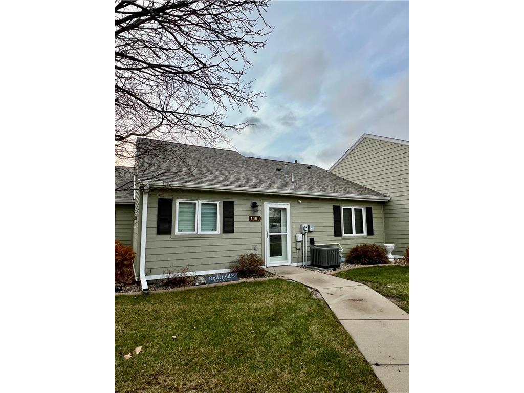 1009 Minnesota Street N Ortonville MN 56278 6463294 image1