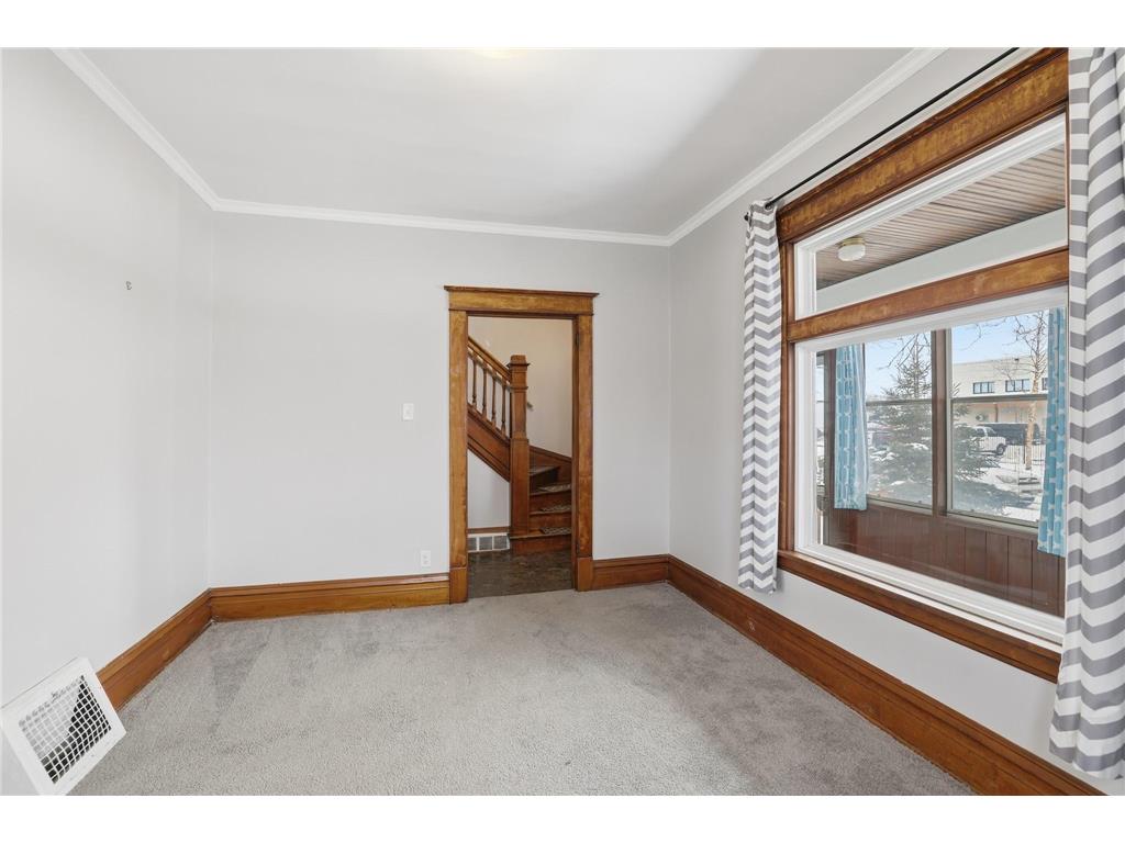 1009 Sherburne Avenue Saint Paul MN 55104 7028173 image7