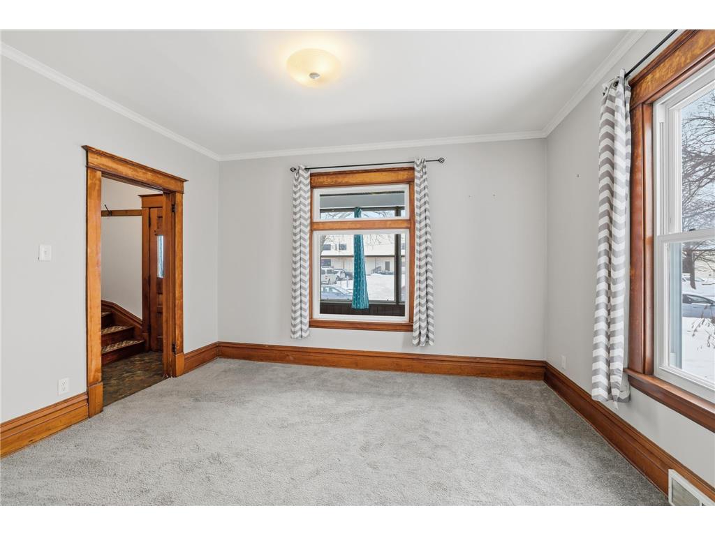 1009 Sherburne Avenue Saint Paul MN 55104 7028173 image8