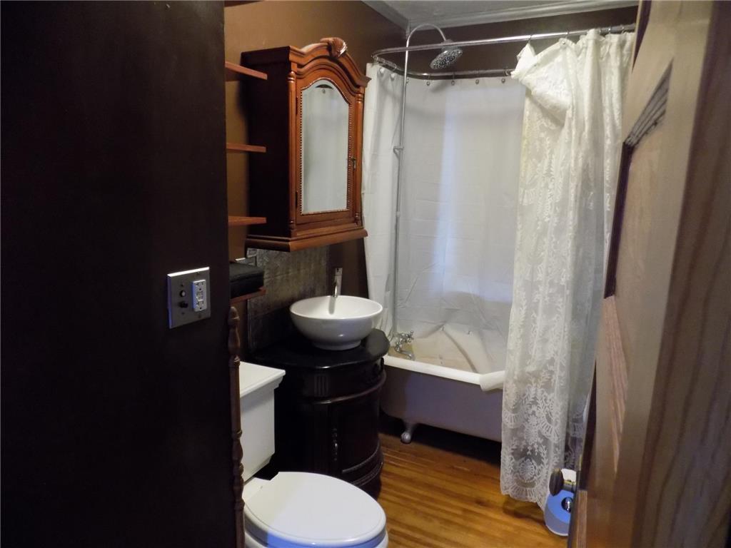 1009 South Street Jackson MN 56143 7032547 image16