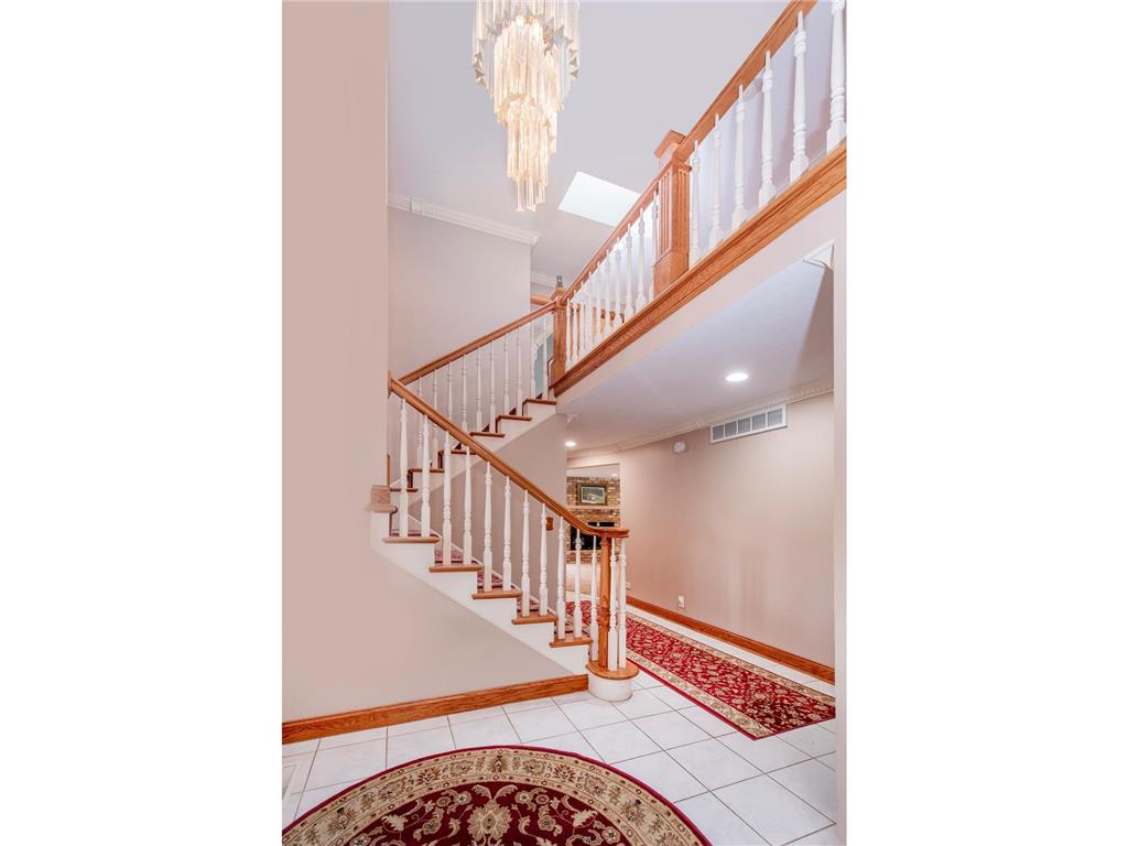 1009 Stratford Road Mendota Heights MN 55118 7066109 image4