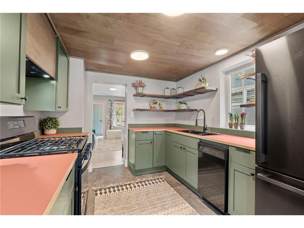 1009 Watson Avenue Saint Paul MN 55102 7068948 image11