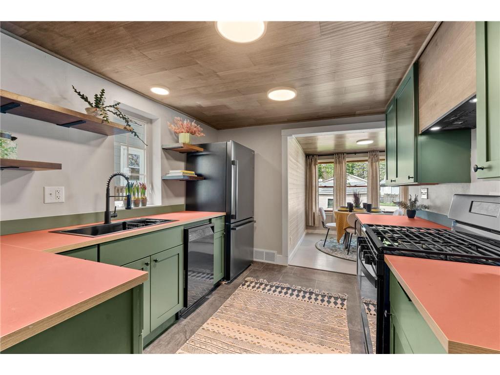 1009 Watson Avenue Saint Paul MN 55102 7068948 image9