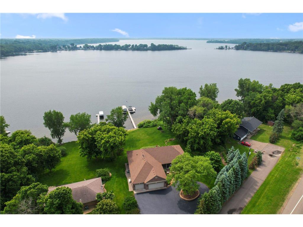 10097 Wyoming Avenue Chisago City MN 55013 - Green 6731661 image1