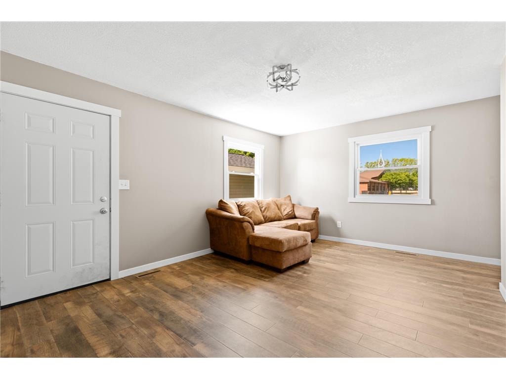 101 2nd Avenue NW Byron MN 55920 7078131 image8