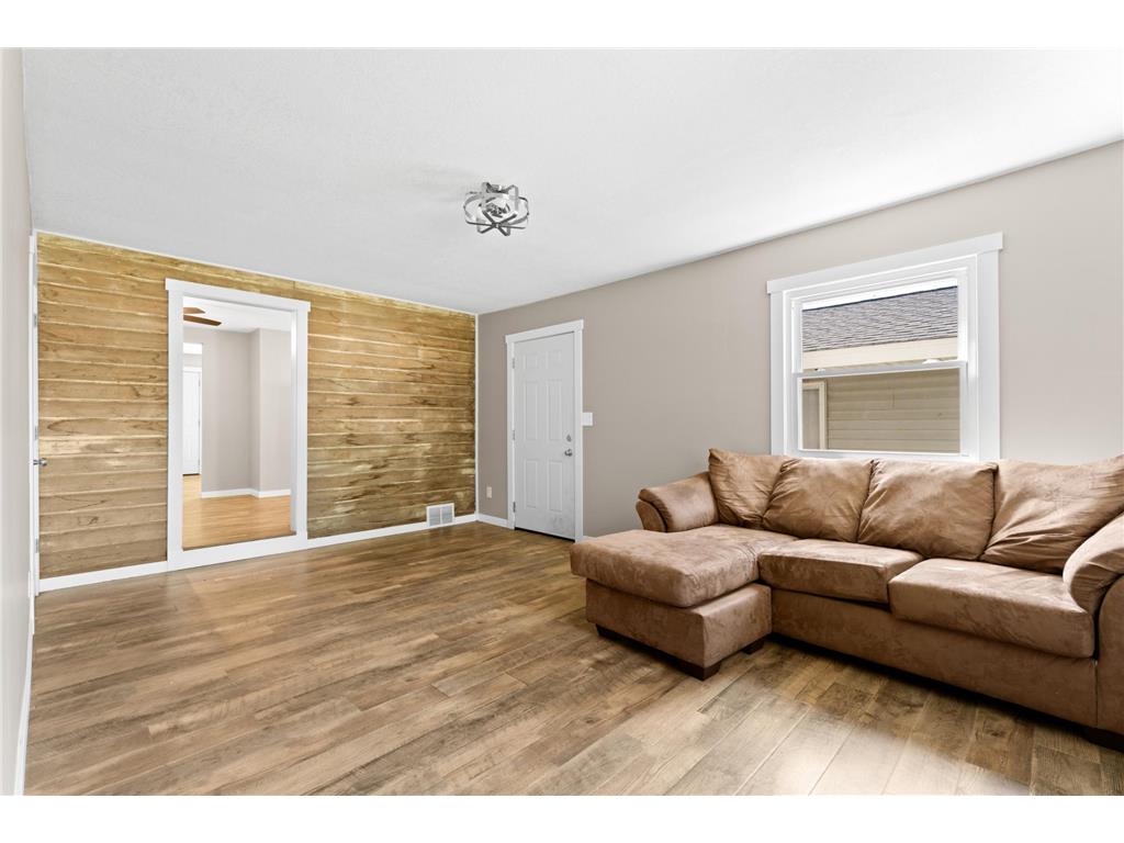 101 2nd Avenue NW Byron MN 55920 7078131 image9