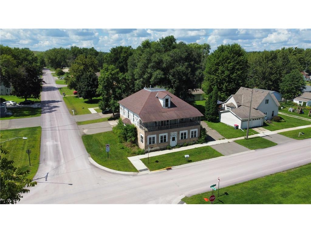 101 2nd Street NW Morristown MN 55052 6775933 image1