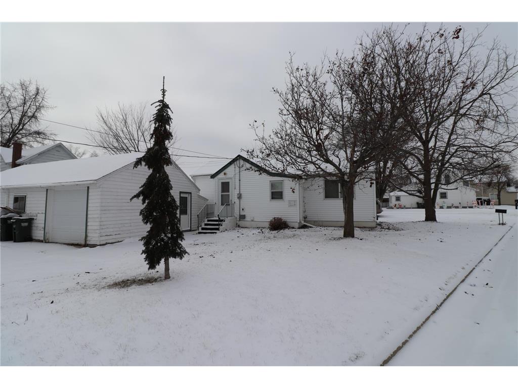 101 3rd Avenue SE Melrose MN 56352 6599379 image1