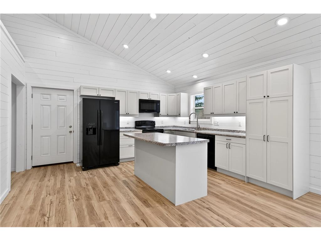 101 7th Avenue Shell Lake WI 54871 7010252 image9