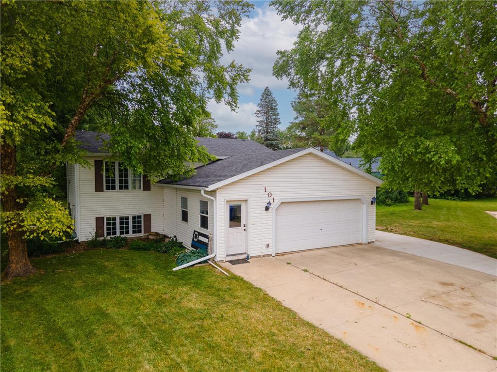 101 9th Avenue NE, Dodge Center, MN, 55927 MLS 7690954 Edina Realty