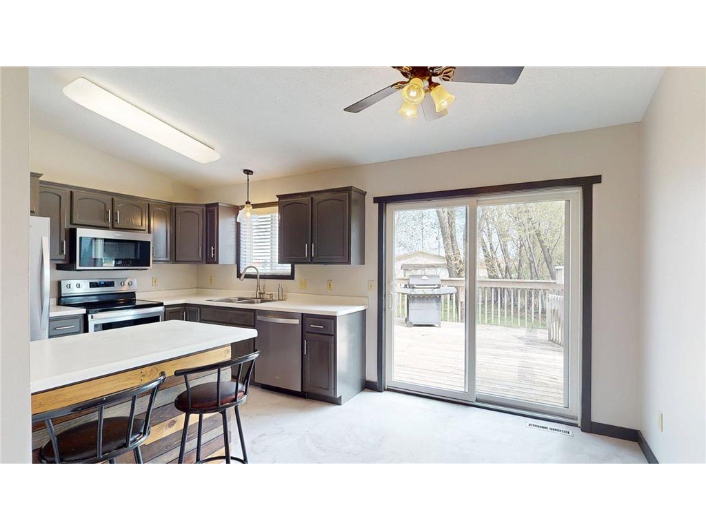 101 9th Avenue NE Dodge Center MN 55927 7062306 image12