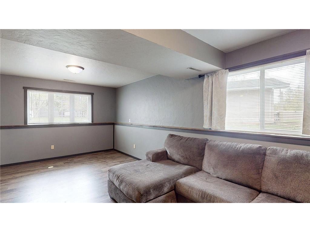 101 9th Avenue NE Dodge Center MN 55927 7062306 image38