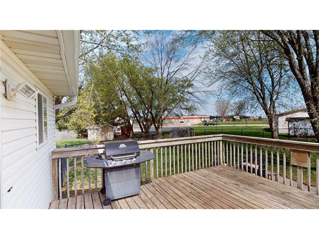 101 9th Avenue NE Dodge Center MN 55927 7062306 image53