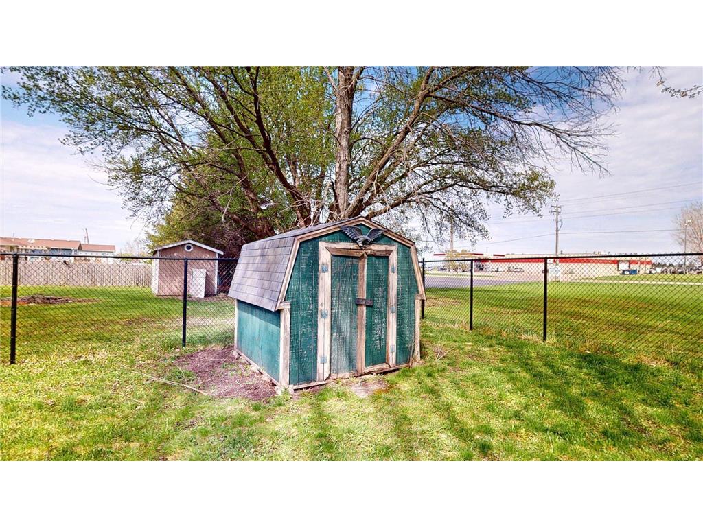 101 9th Avenue NE Dodge Center MN 55927 7062306 image57