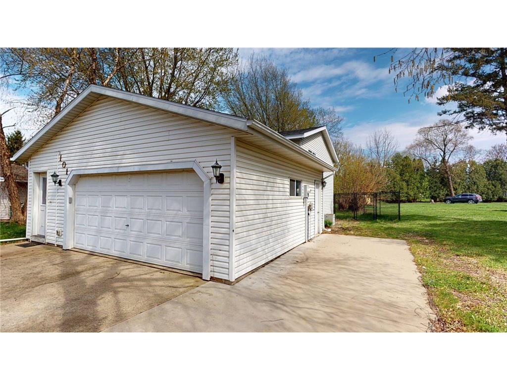 101 9th Avenue NE Dodge Center MN 55927 7062306 image61
