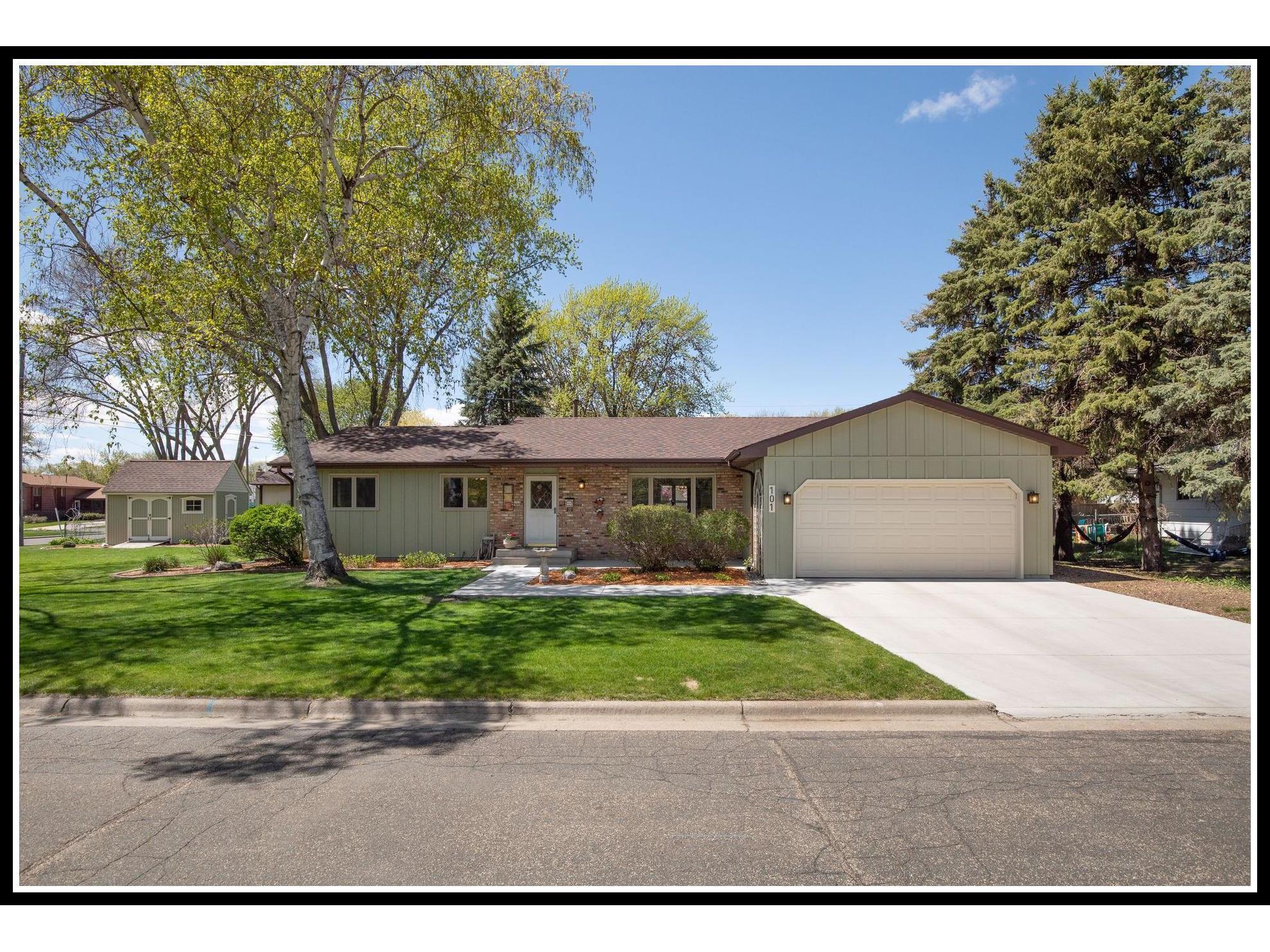 101 9th Avenue NE, Osseo, MN 55369 MLS 5747214 Edina Realty