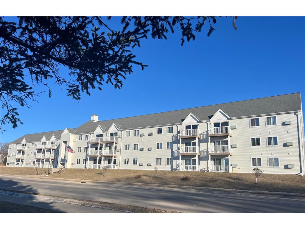 101 Albion Avenue #105 Fairmont MN 56031 - Sisseton 6652651 image1