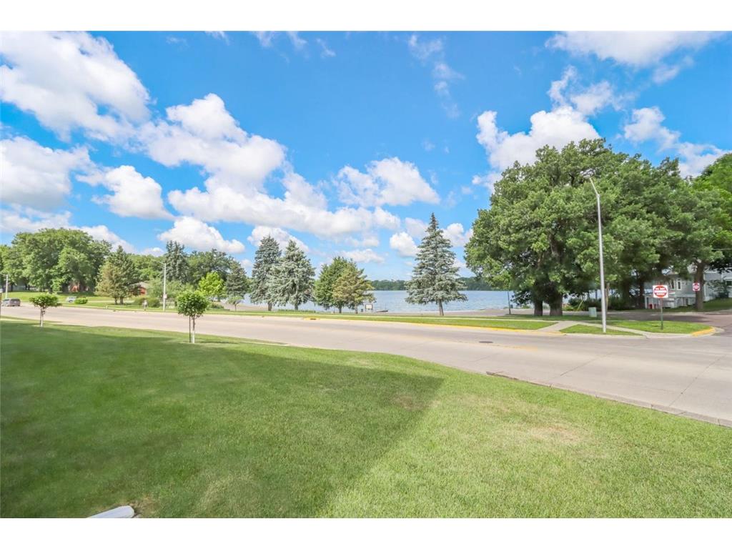 101 Albion Avenue #307 Fairmont MN 56031 7095031 image31