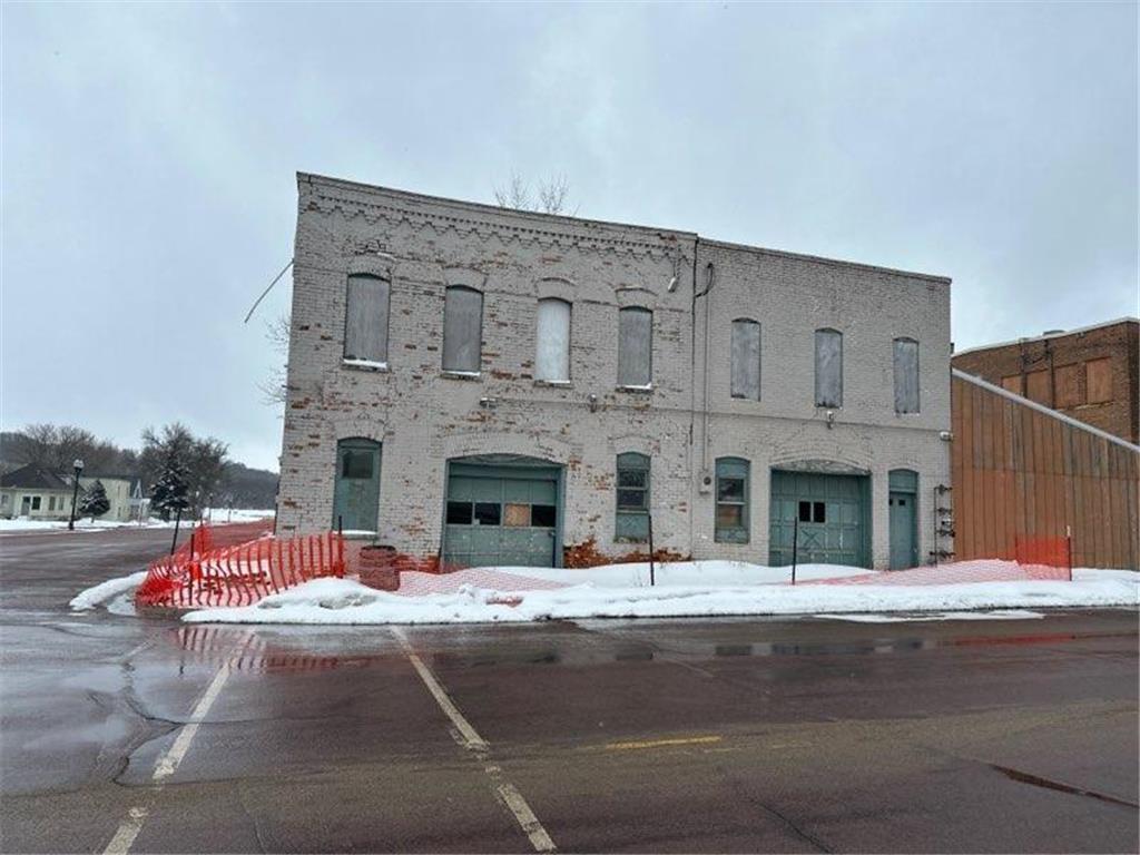 101 Ashley Street W, Jackson, MN, 56143 MLS 6341633 Edina Realty