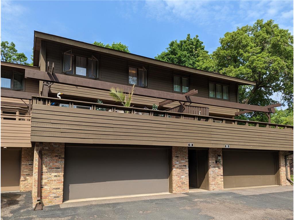 101 Birnamwood Drive Burnsville MN 55337 6372464 image1