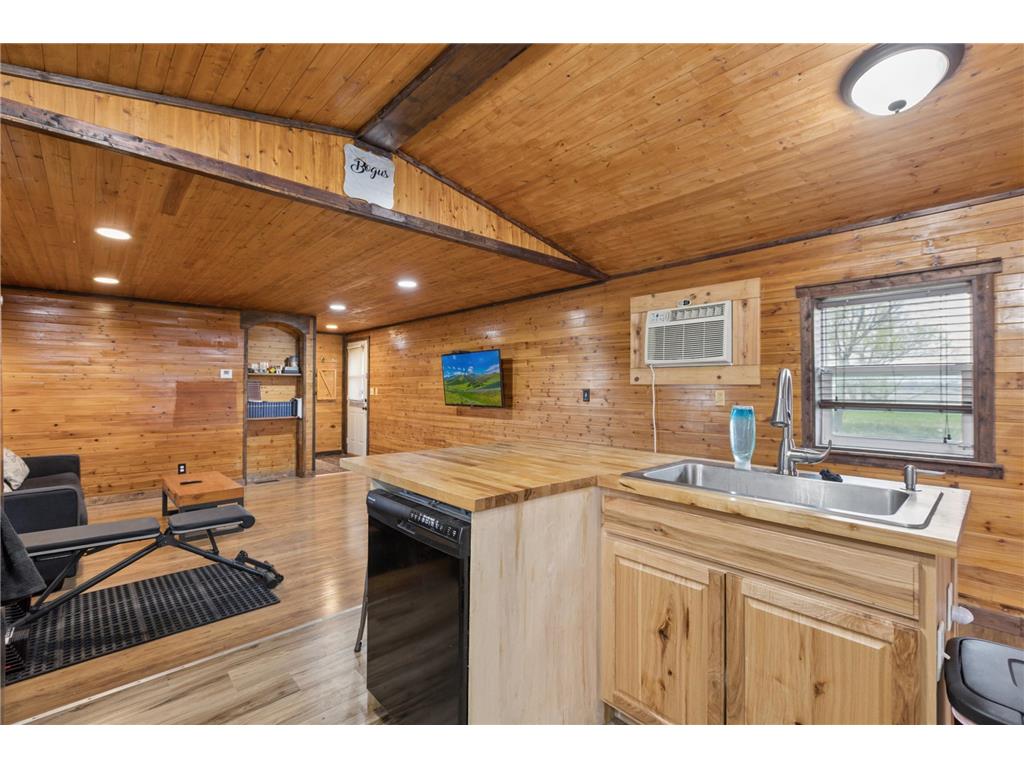 41 Bowman Street Stewart MN 55385 7059864 image12