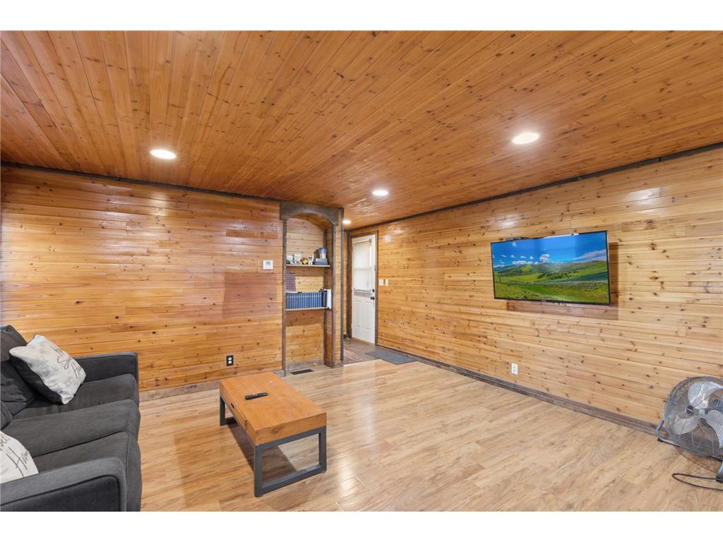 41 Bowman Street Stewart MN 55385 7059864 image19