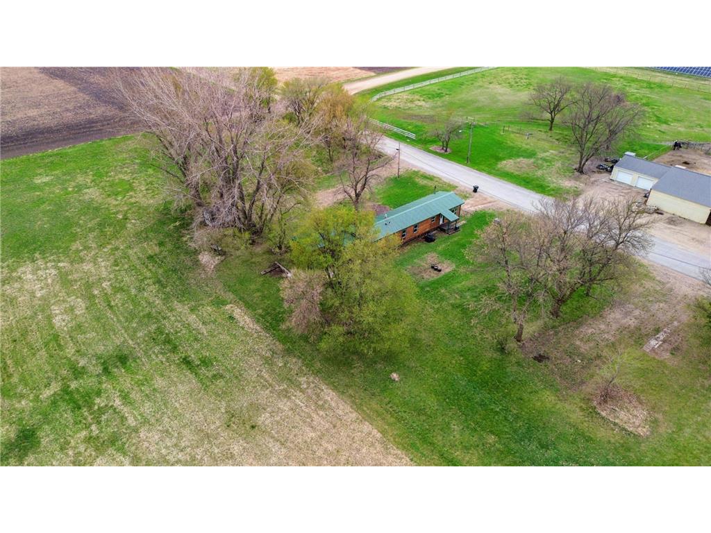 41 Bowman Street Stewart MN 55385 7059864 image2