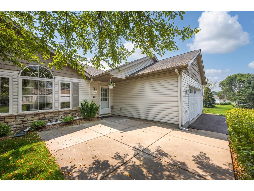 101 Bridgewater Trail Hudson WI 54016 6765092 image1