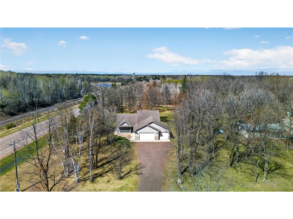 101 Carriage Hill Drive E Hinckley MN 55037 7076683 image1