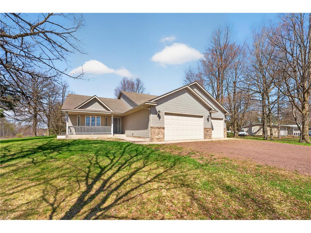 101 Carriage Hill Drive E Hinckley MN 55037 7076683 image2