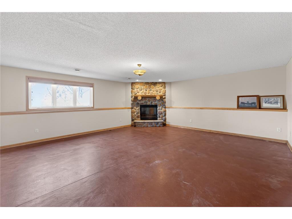 101 Carriage Hill Drive E Hinckley MN 55037 7076683 image25