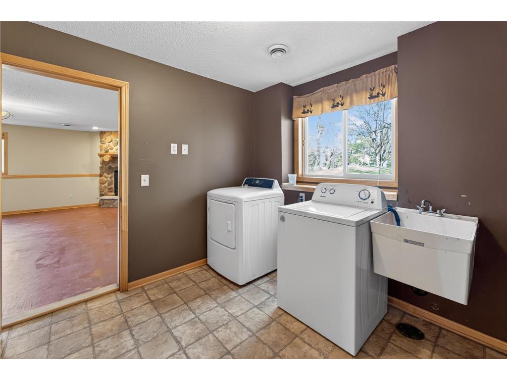 101 Carriage Hill Drive E Hinckley MN 55037 7076683 image29
